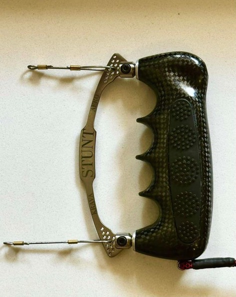 HANDLE 2